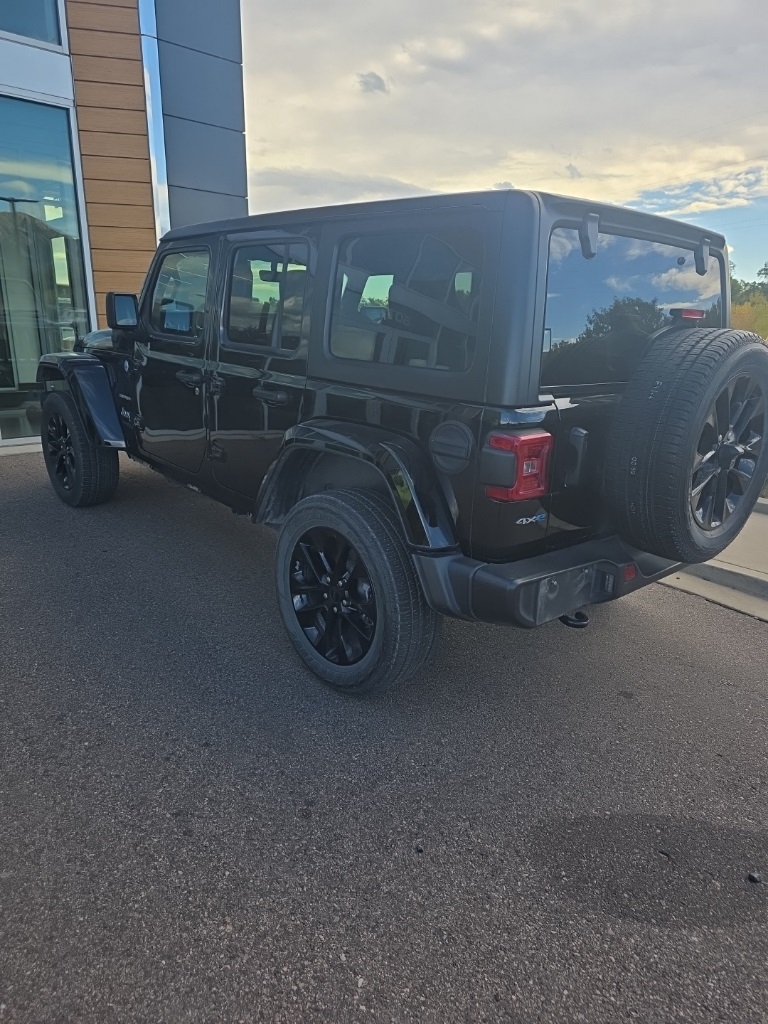 2021 Jeep Wrangler Unlimited Sahara 4xe photo 2
