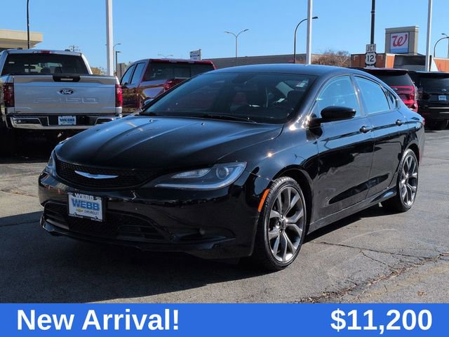 Used 2015 Chrysler 200 S with VIN 1C3CCCBB9FN565965 for sale in Oak Lawn, IL