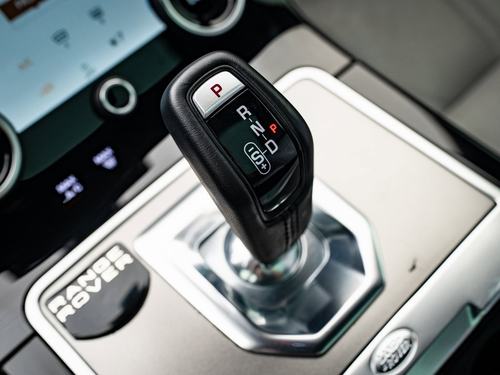 2022 Land Rover Range Rover Evoque SE photo 21