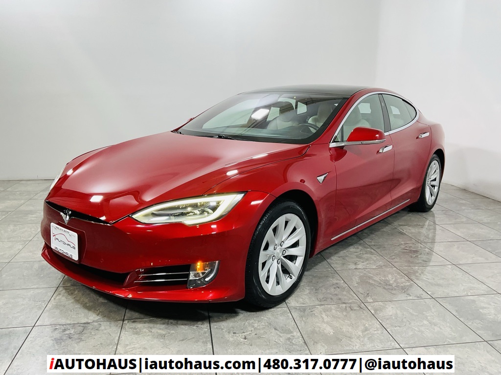 2020 Tesla Model S Long Range photo 2