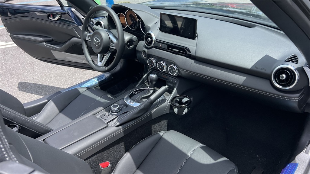 2025 Mazda MX-5 Miata Miata Grand Touring photo 28