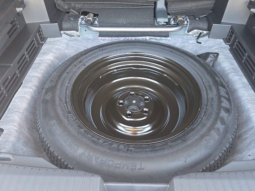 2026 Nissan Rogue SV photo 32
