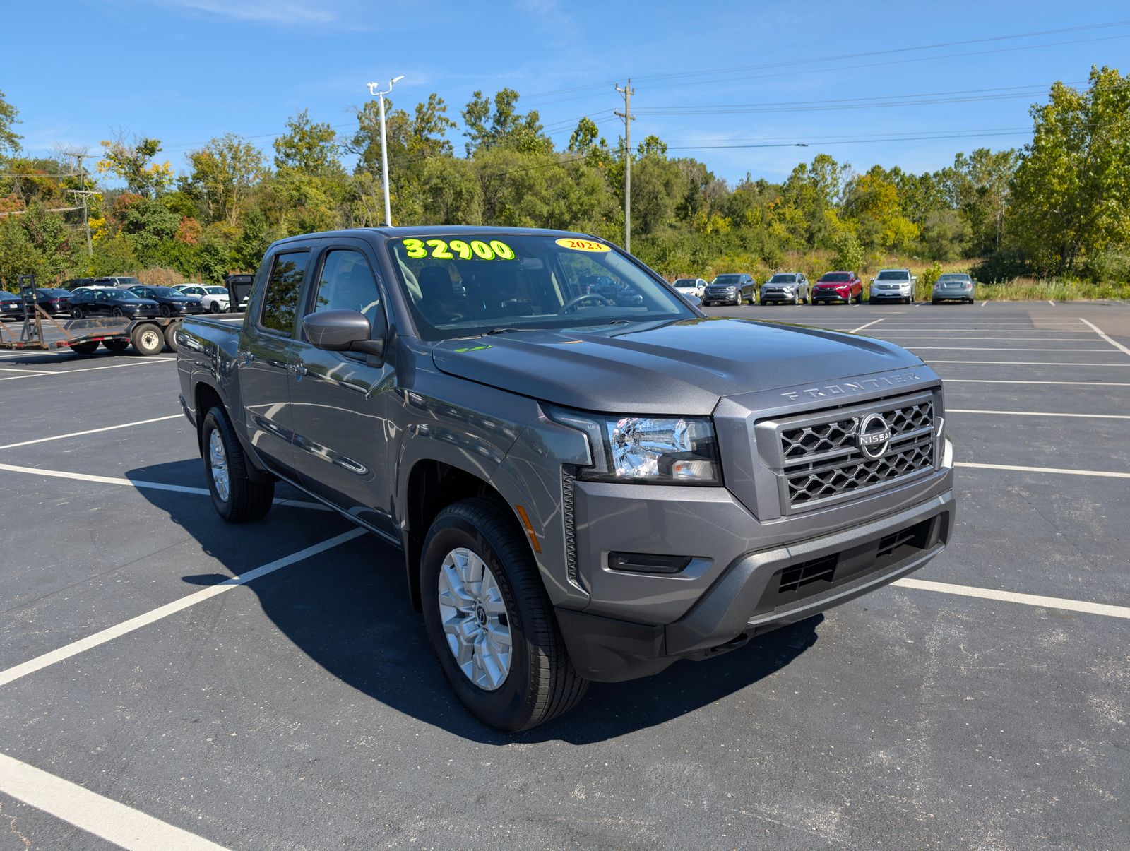 2023 Nissan Frontier SV photo 6