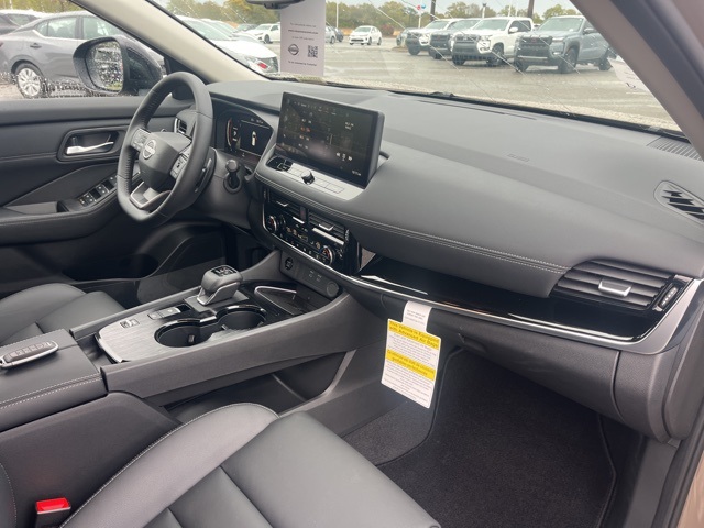 2025 Nissan Rogue SL photo 22