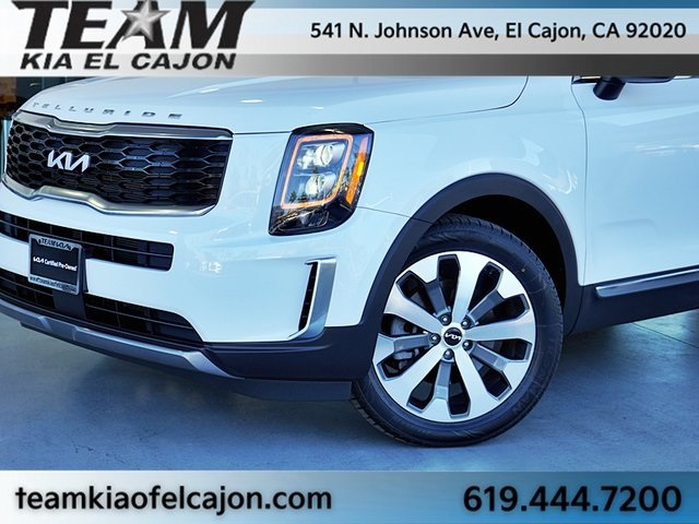 2022 Kia Telluride EX photo 3