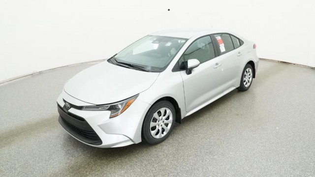 2026 Toyota Corolla LE's photo