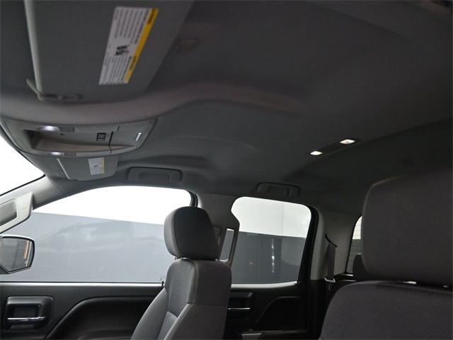 2015 Chevrolet Silverado 1500 LT photo 2