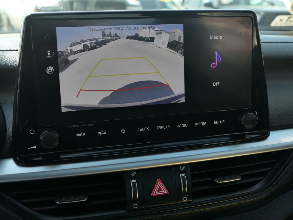 2023 Kia Forte GT-Line photo 16