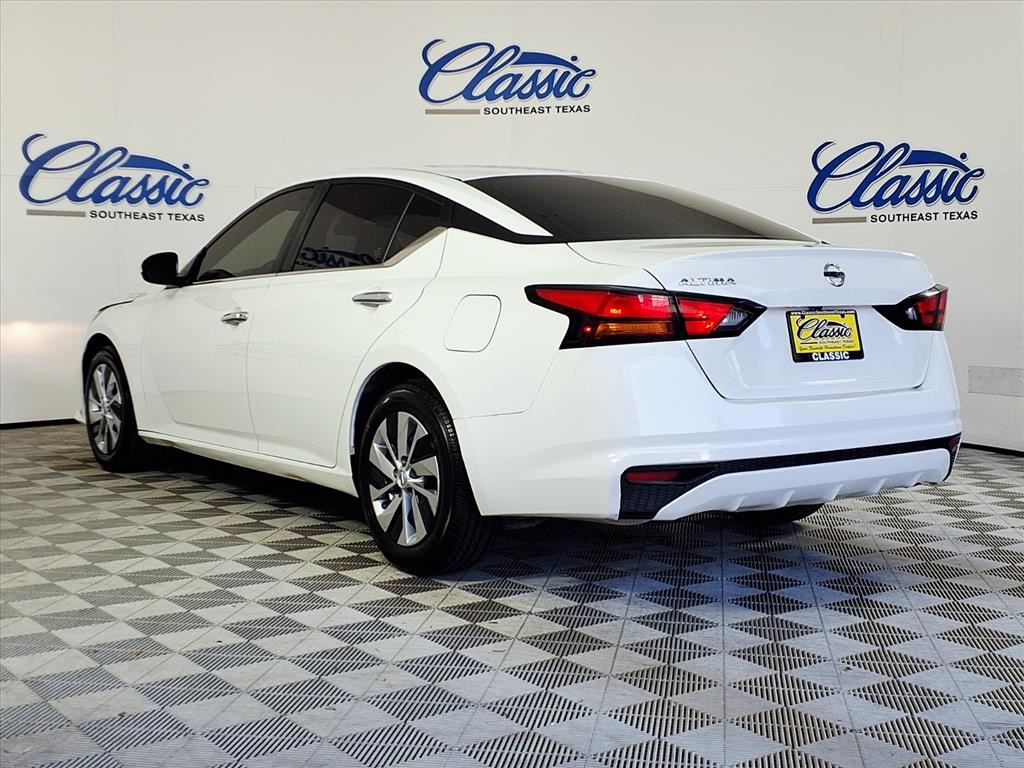 2022 Nissan Altima 2.5 S photo 2