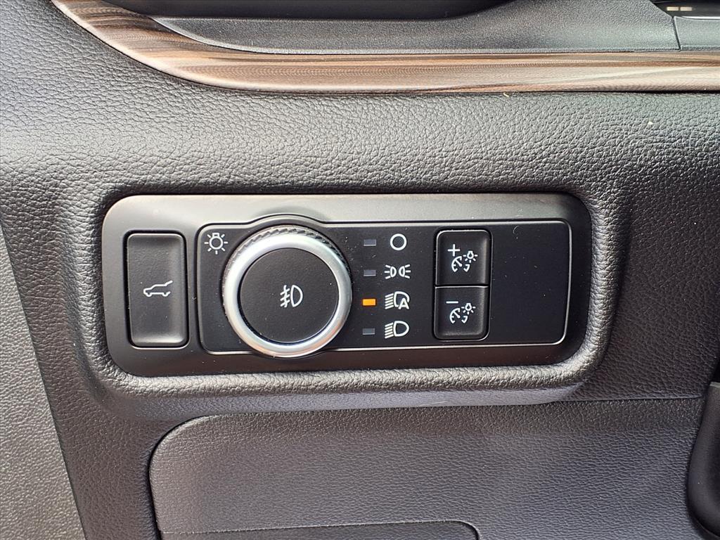 2024 Ford Explorer Limited photo 7