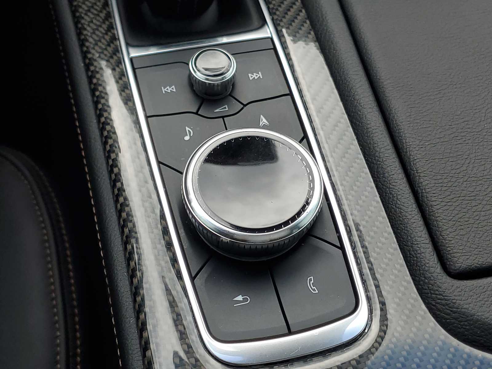 2022 Cadillac CT5 V photo 32