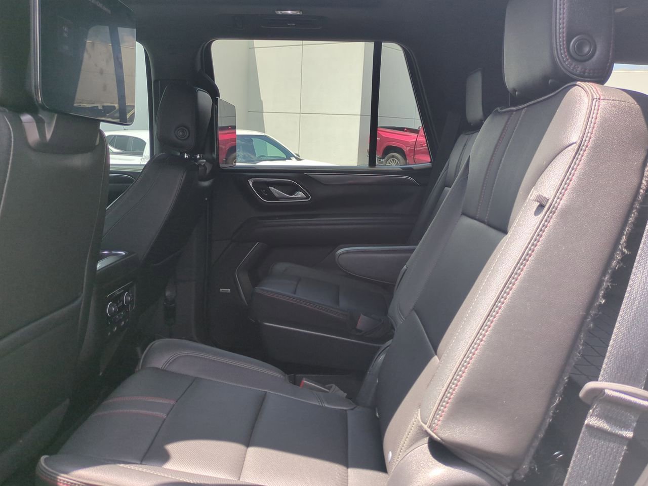 2022 Chevrolet Tahoe RST photo 22