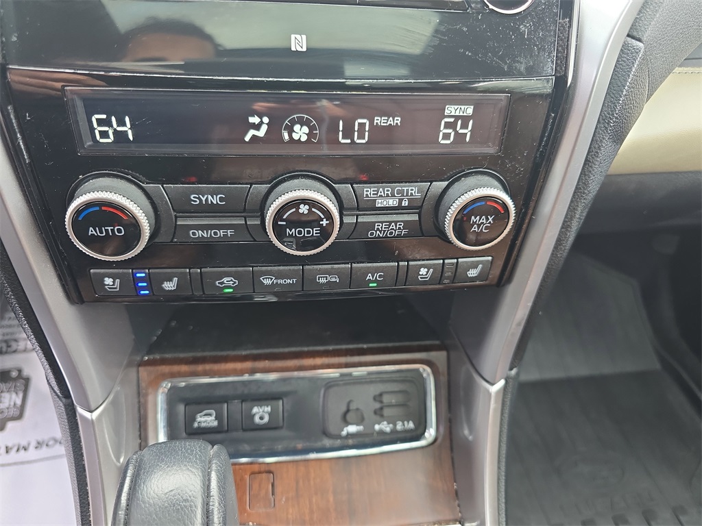 2019 Subaru Ascent Touring photo 23
