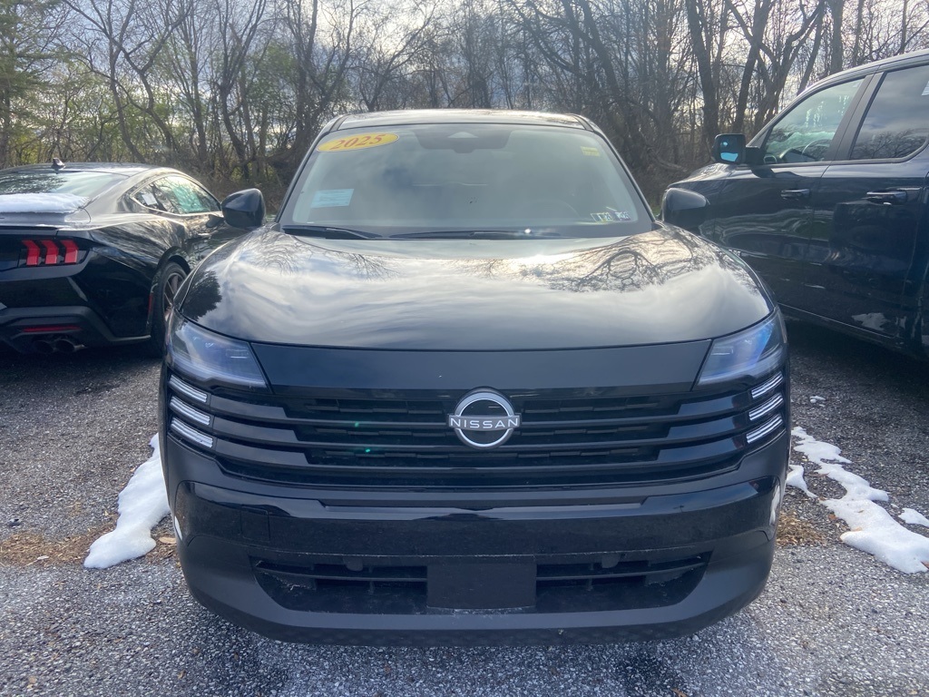 2025 Nissan Kicks SV photo 2