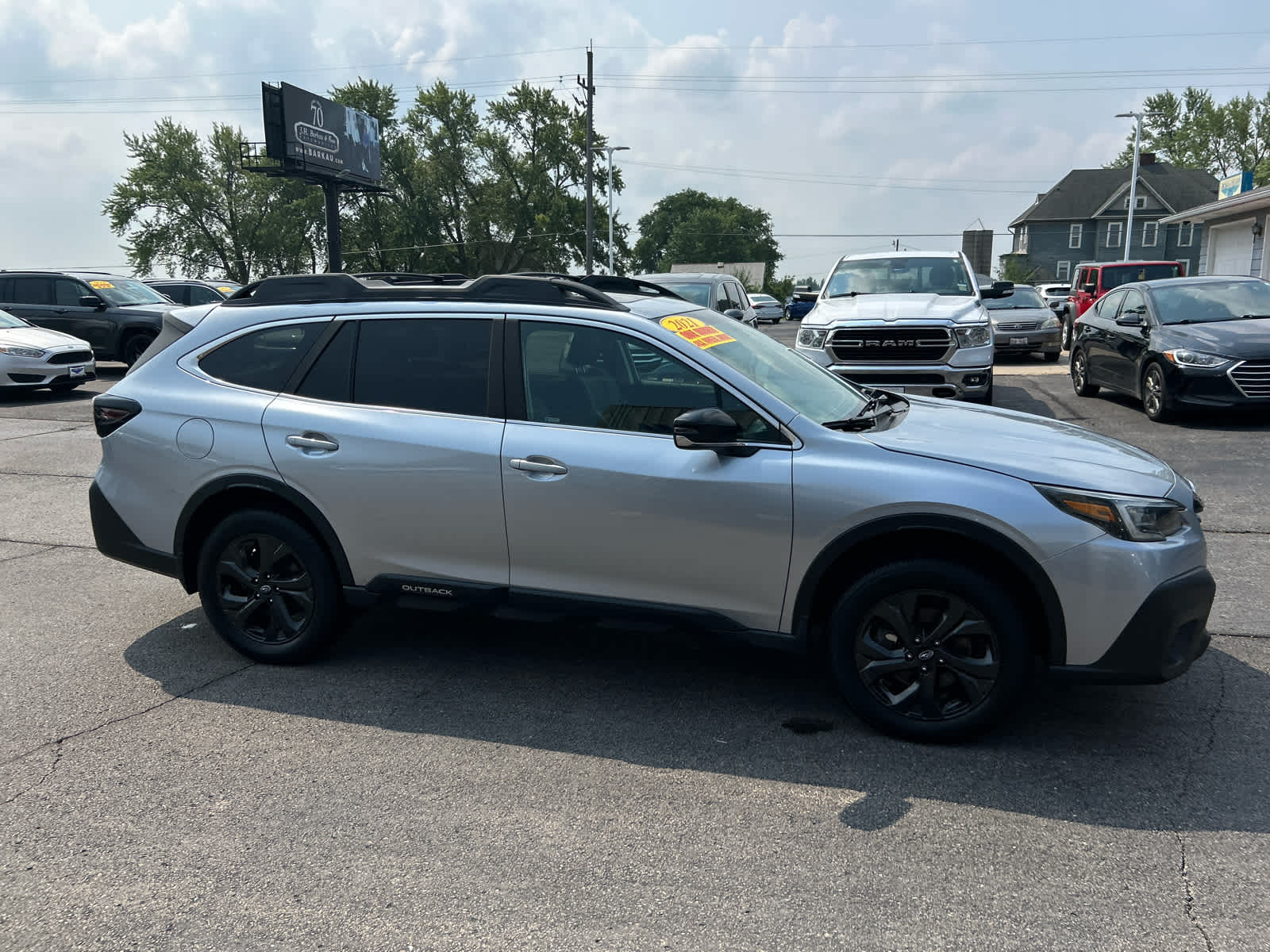 2021 Subaru Outback Onyx Edition XT photo 2