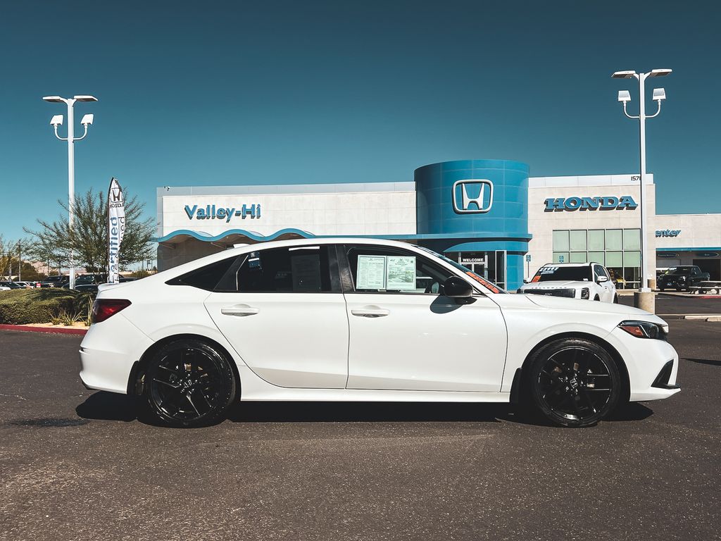 2023 Honda Civic Sport photo 3