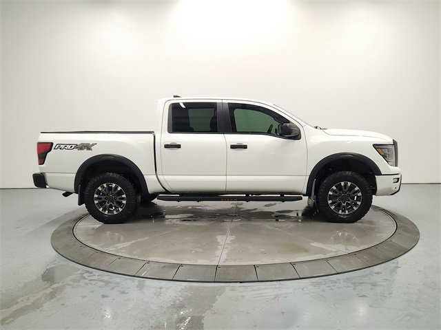 2023 Nissan Titan PRO-4X photo 6