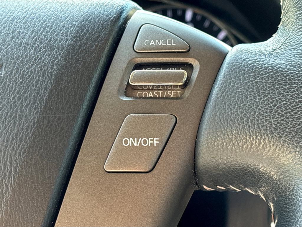 2018 Nissan Armada SL photo 16