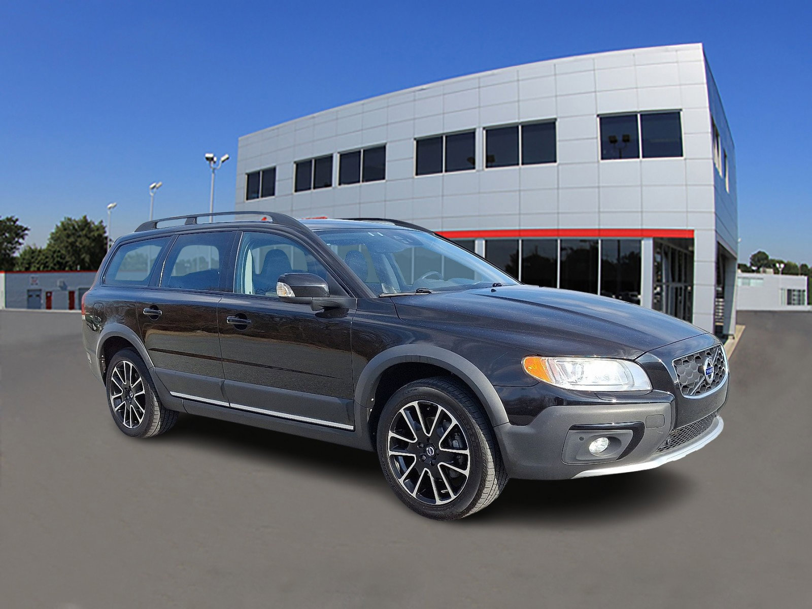 2016 Volvo XC70 Classic Platinum's photo