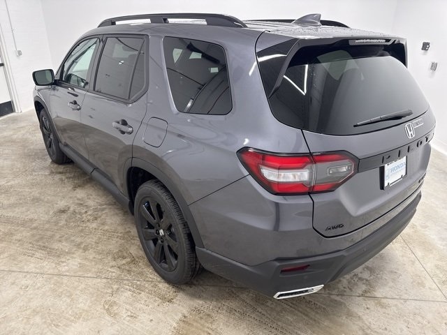 2025 Honda Pilot Black Edition photo 8