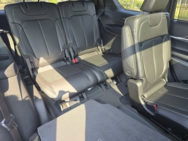 2025 Jeep Grand Cherokee Limited photo 27