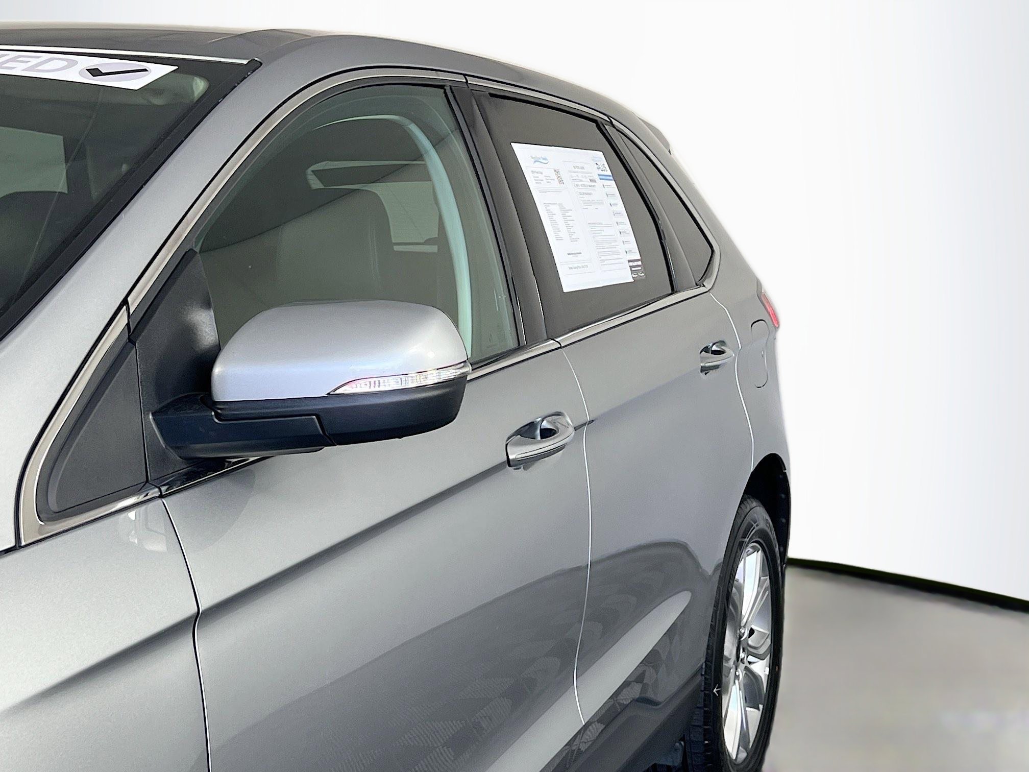 2024 Ford Edge Titanium photo 11