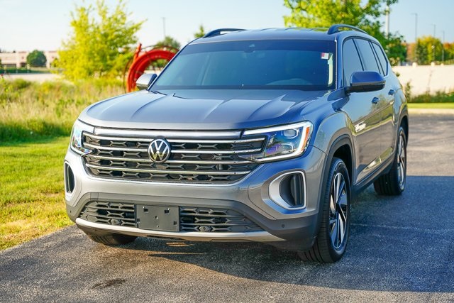 2024 Volkswagen Atlas SE Technology photo 5