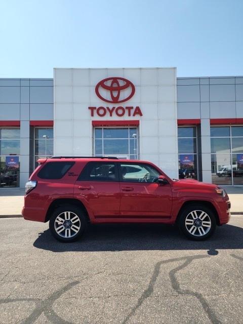 2022 Toyota 4Runner TRD Sport photo 4