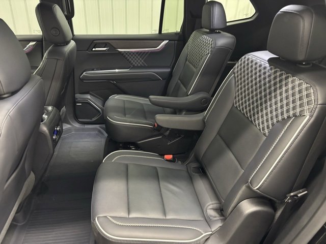 2024 Gmc Acadia Denali photo 13