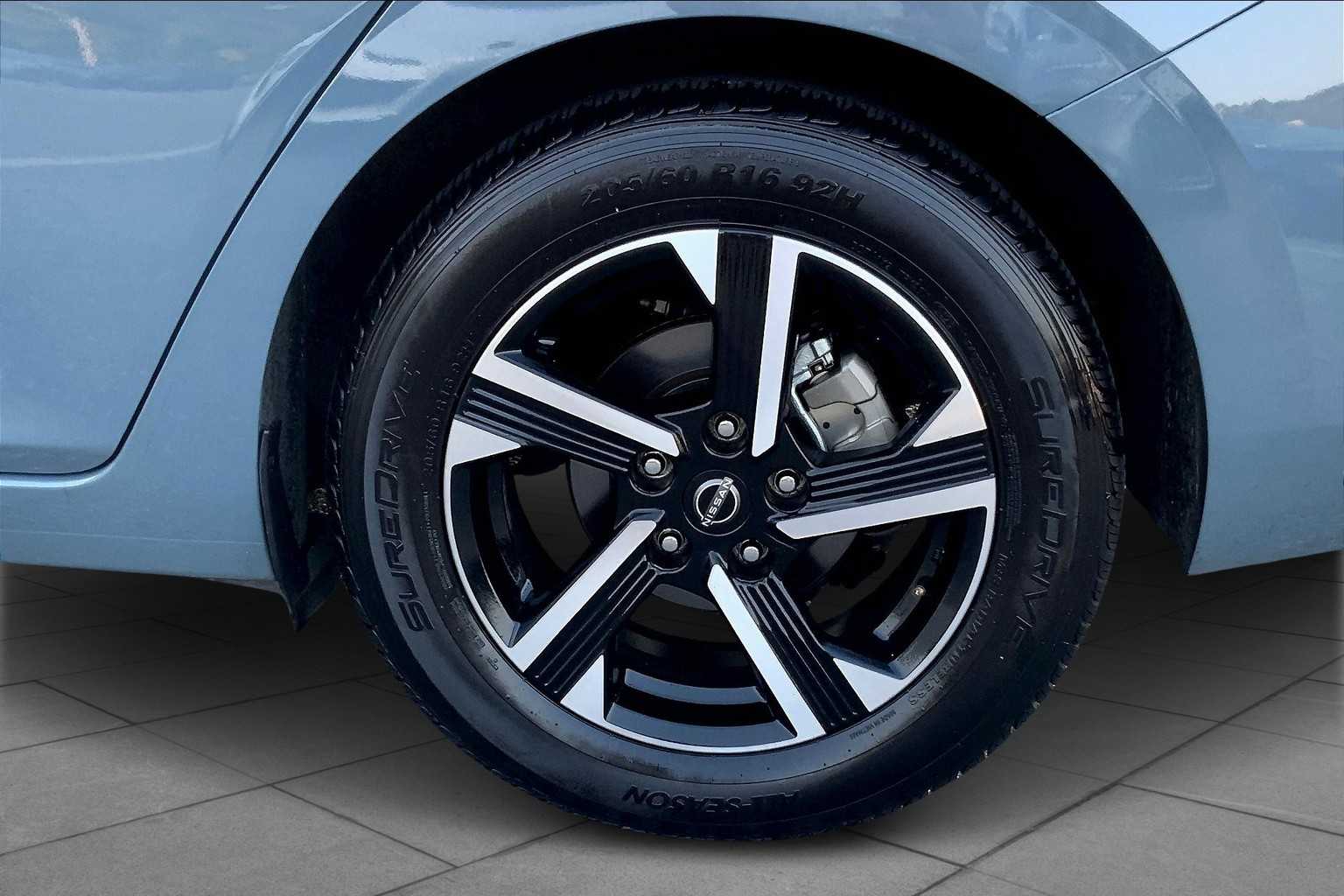 2024 Nissan Sentra SV photo 10