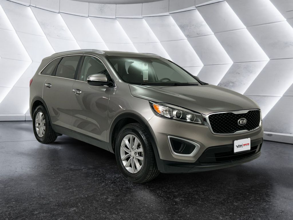 2018 Kia Sorento LX