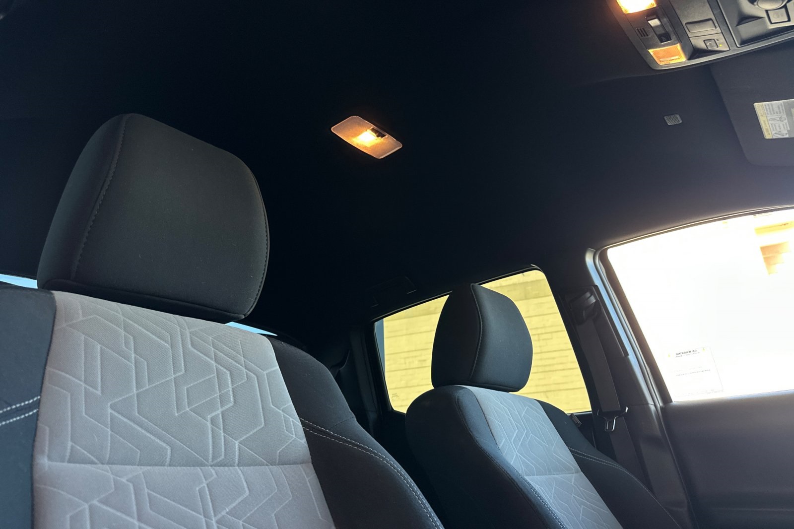 2022 Toyota Tacoma TRD Off-Road V6 photo 15