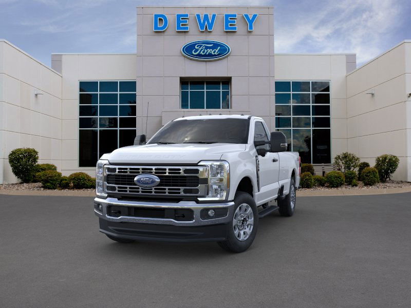 2025 Ford F-350 XLT photo 2