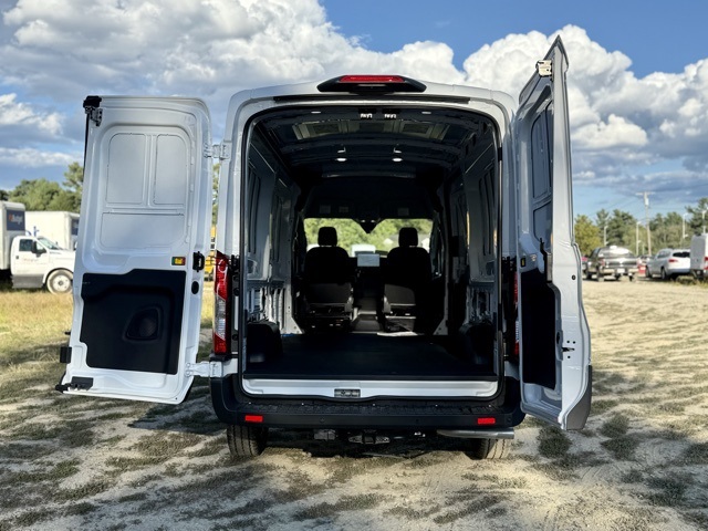 2025 Ford Transit photo 6