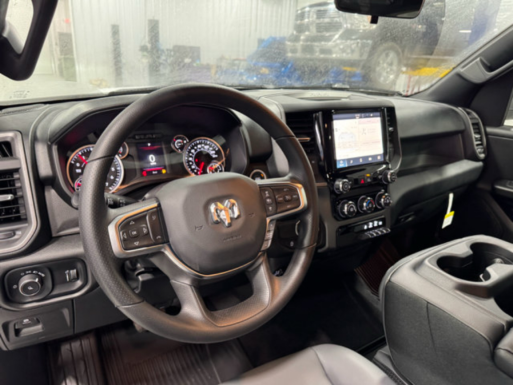 2026 Ram 1500 Tradesman photo 14