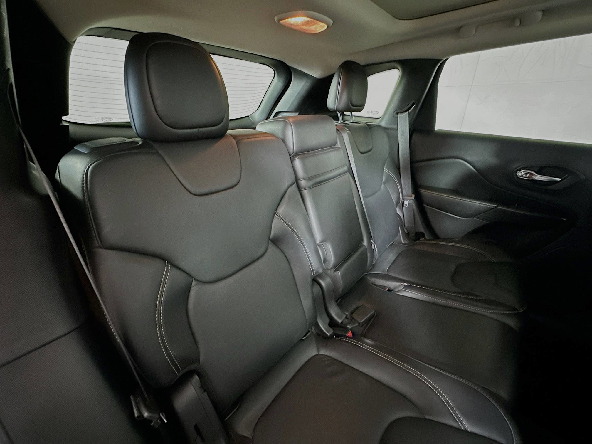 2015 Jeep Cherokee Limited photo 22