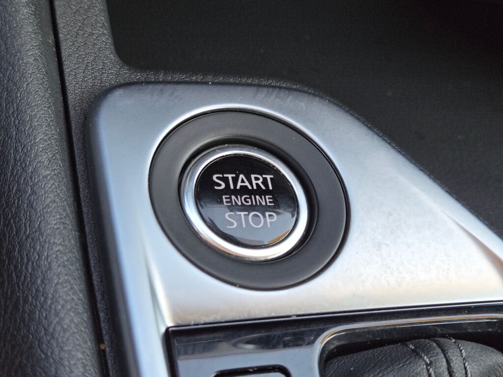 2023 Nissan Sentra SV photo 22
