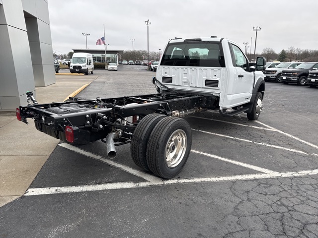 2025 Ford F-550 XL photo 6