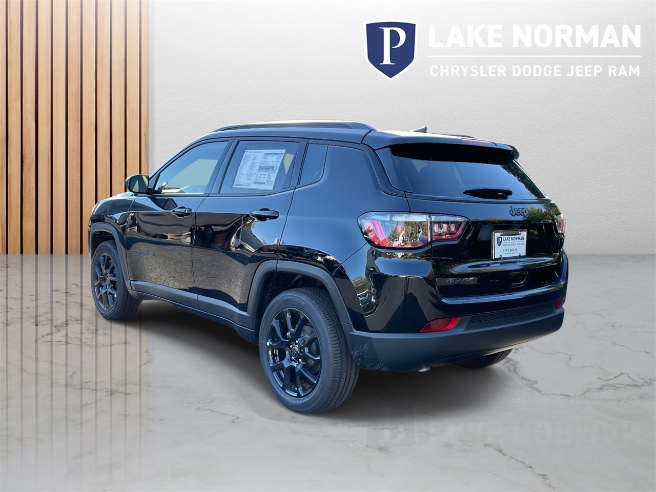 2026 Jeep Compass Latitude Altitude photo 3