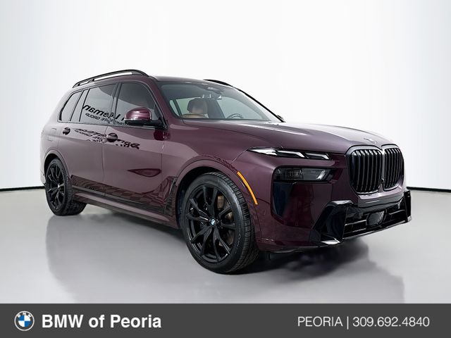2023 BMW X7 40i's photo