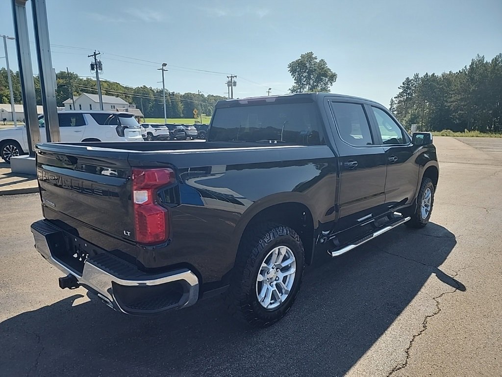 2022 Chevrolet Silverado 1500 LT photo 4
