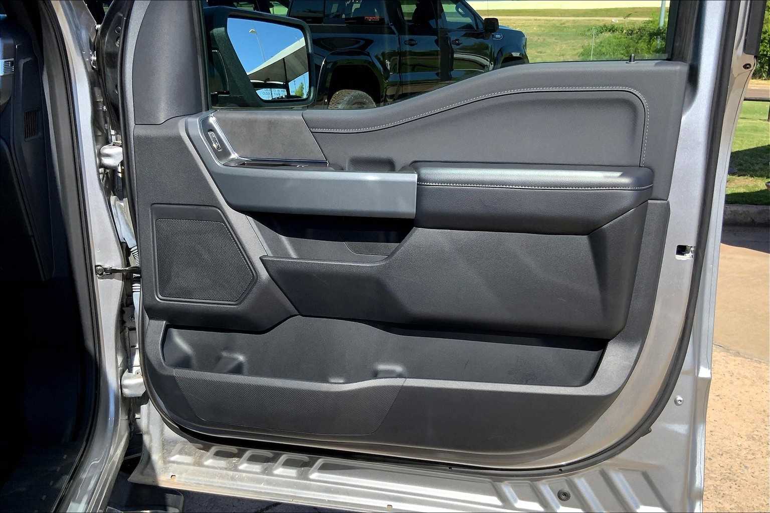 2024 Ford F-150 XLT photo 22