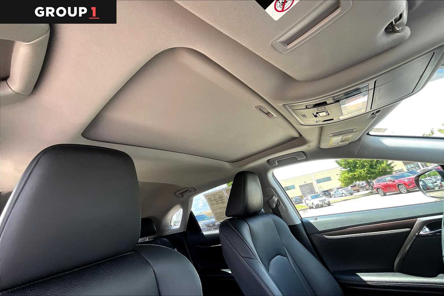 2022 Lexus RX Premium photo 11