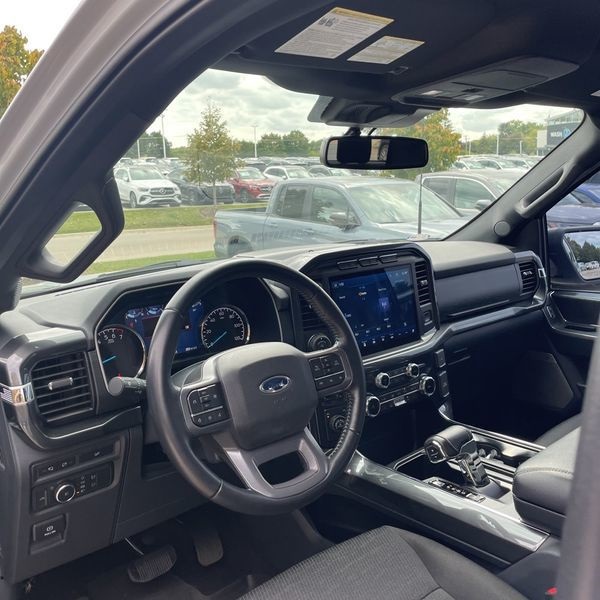 2022 Ford F-150 XLT photo 11