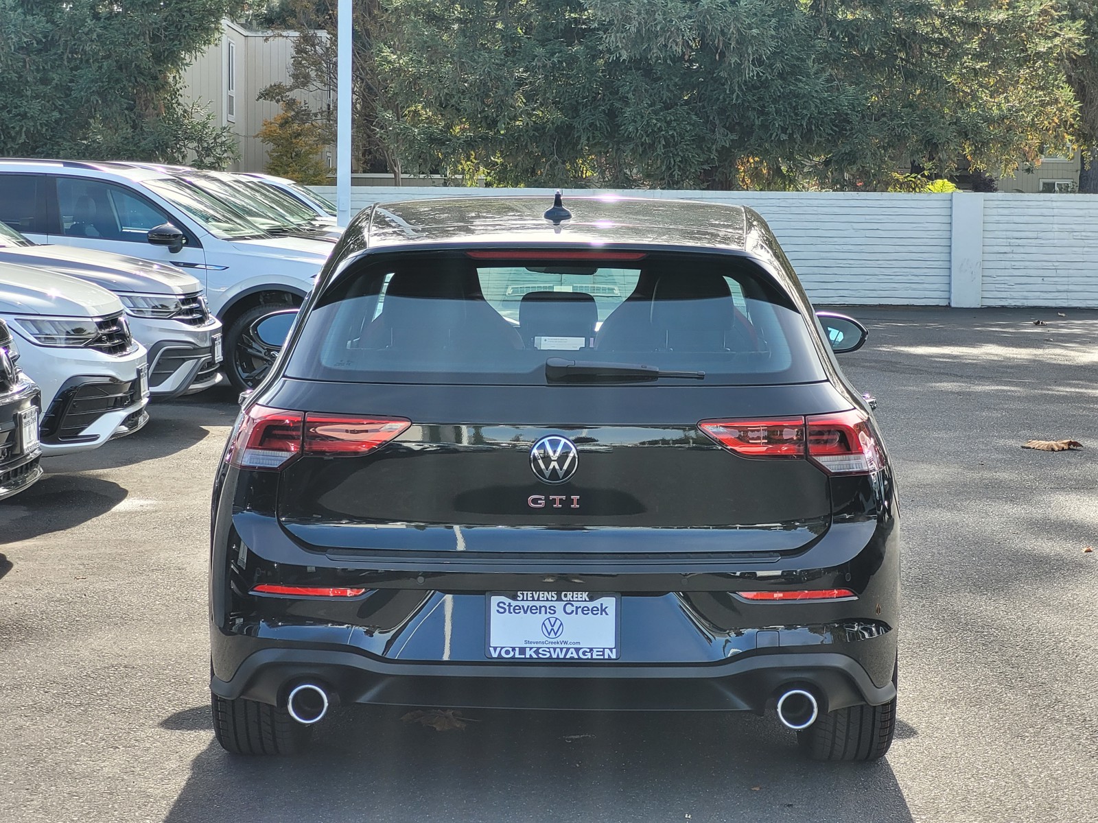 2024 Volkswagen Golf GTI SE photo 3
