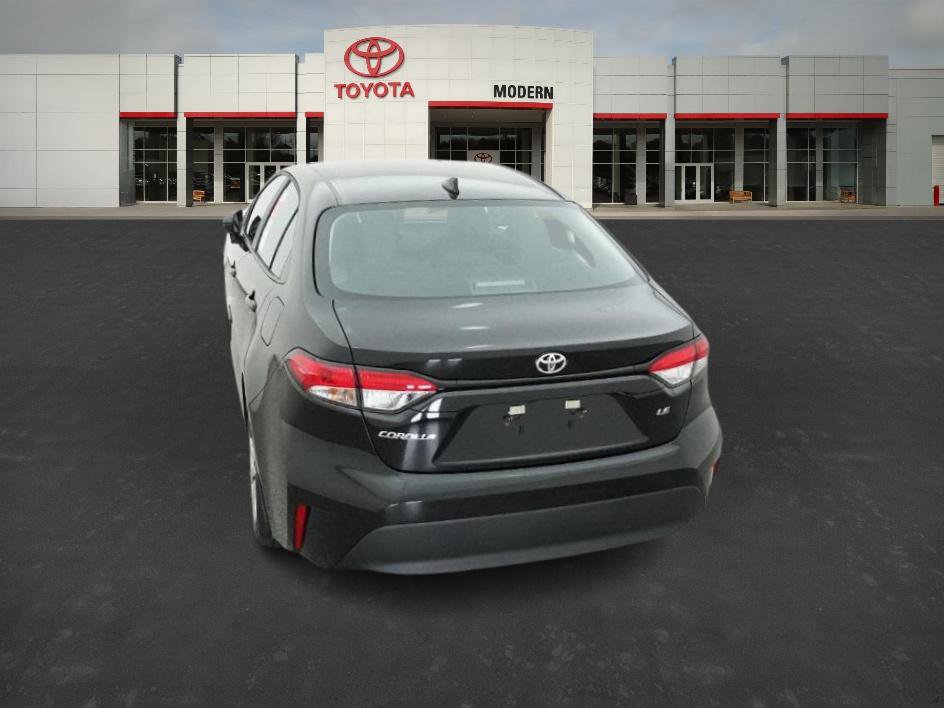2026 Toyota Corolla LE photo 16