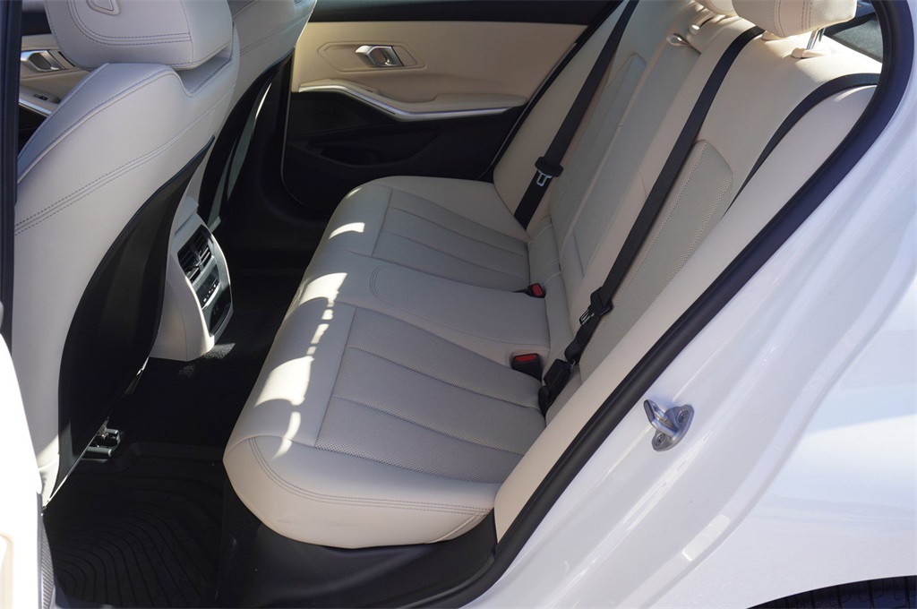 2025 Bmw 330i photo 17