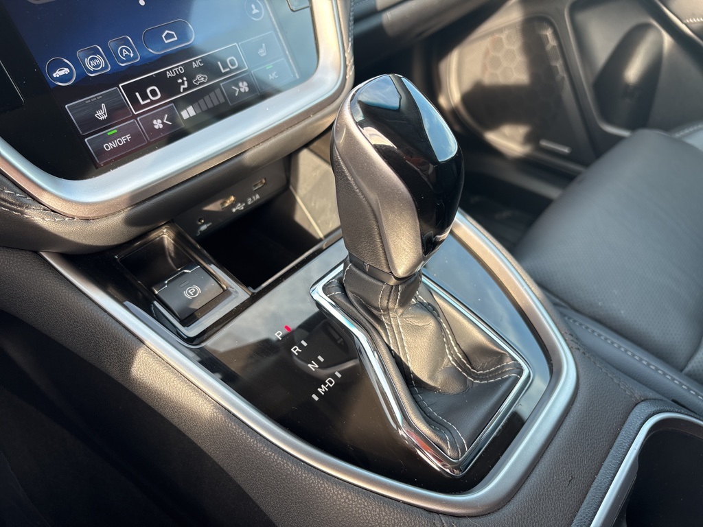2022 Subaru Outback Limited photo 18