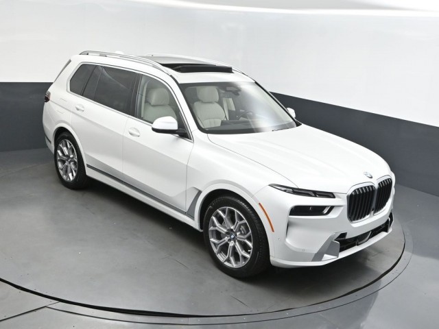 2026 BMW X7