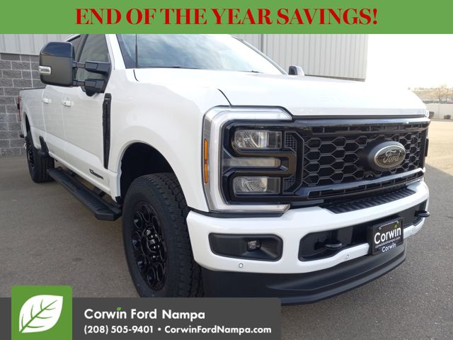 2026 Ford F-350 Super Duty Lariat's photo